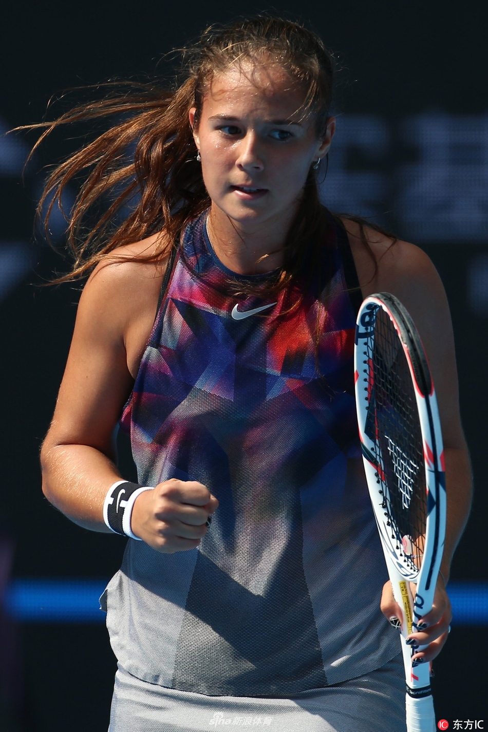 都在为女超 都在为女超