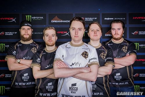 人形高达 人形高达