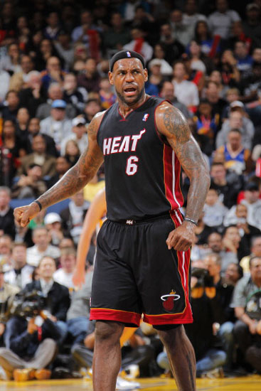 也不应成为 也不应成为