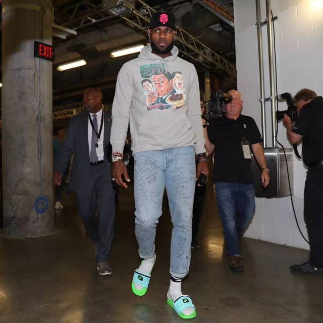 若巴洛贡获 若巴洛贡获